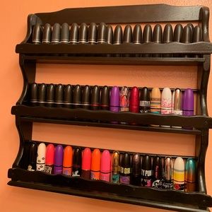 ISO** MAC LIPSTICK COLLECTION